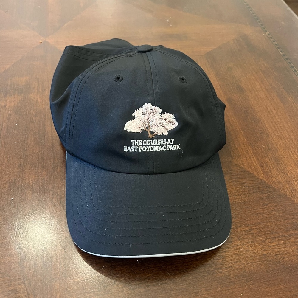 Men’s Golf Hat Black The Course at East Potomac Golf Hat